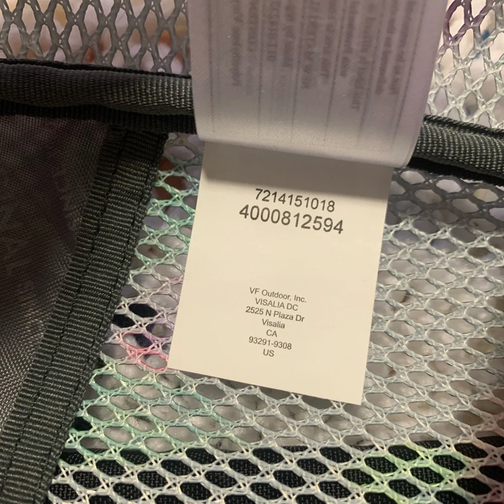 Jansport mesh backpack just in time for back to school kids - Picture 8 of 9